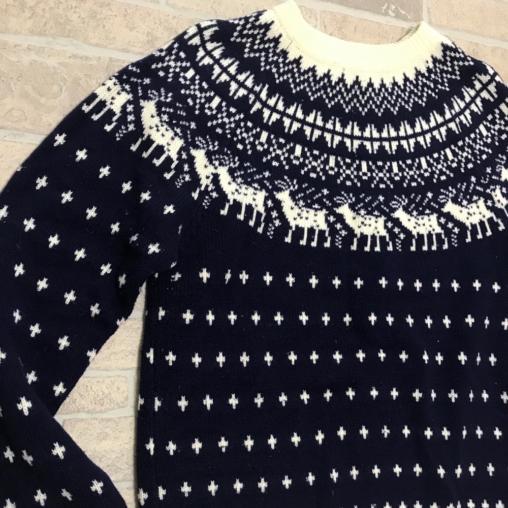 Christopher Rand winter blue cream sweater medium